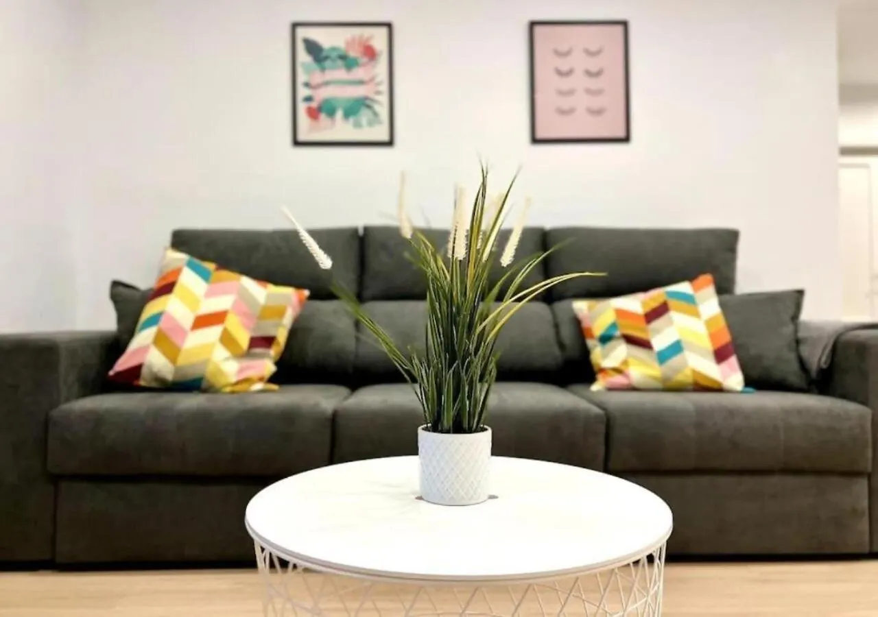 Macasta Suite Seville
