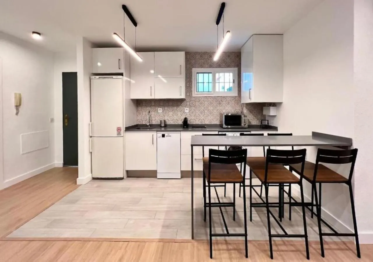 Macasta Suite Seville 0*,  Spain