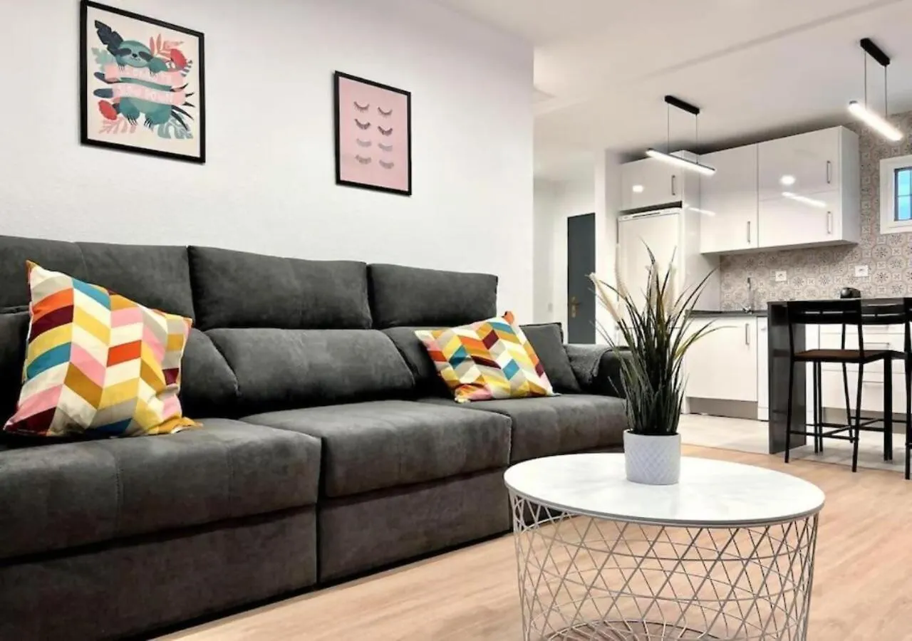 Macasta Suite Seville
