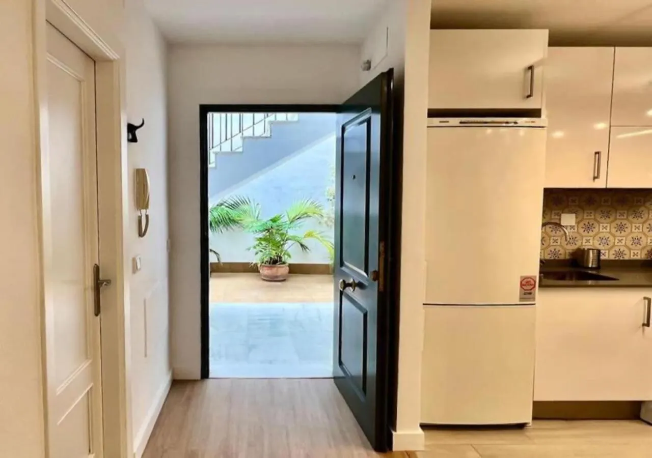 Macasta Suite Sevilla 0*,